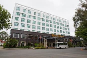 Van Phat Riverside